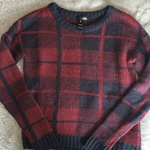 AQUA from Bloomingdales sweater excellent condition